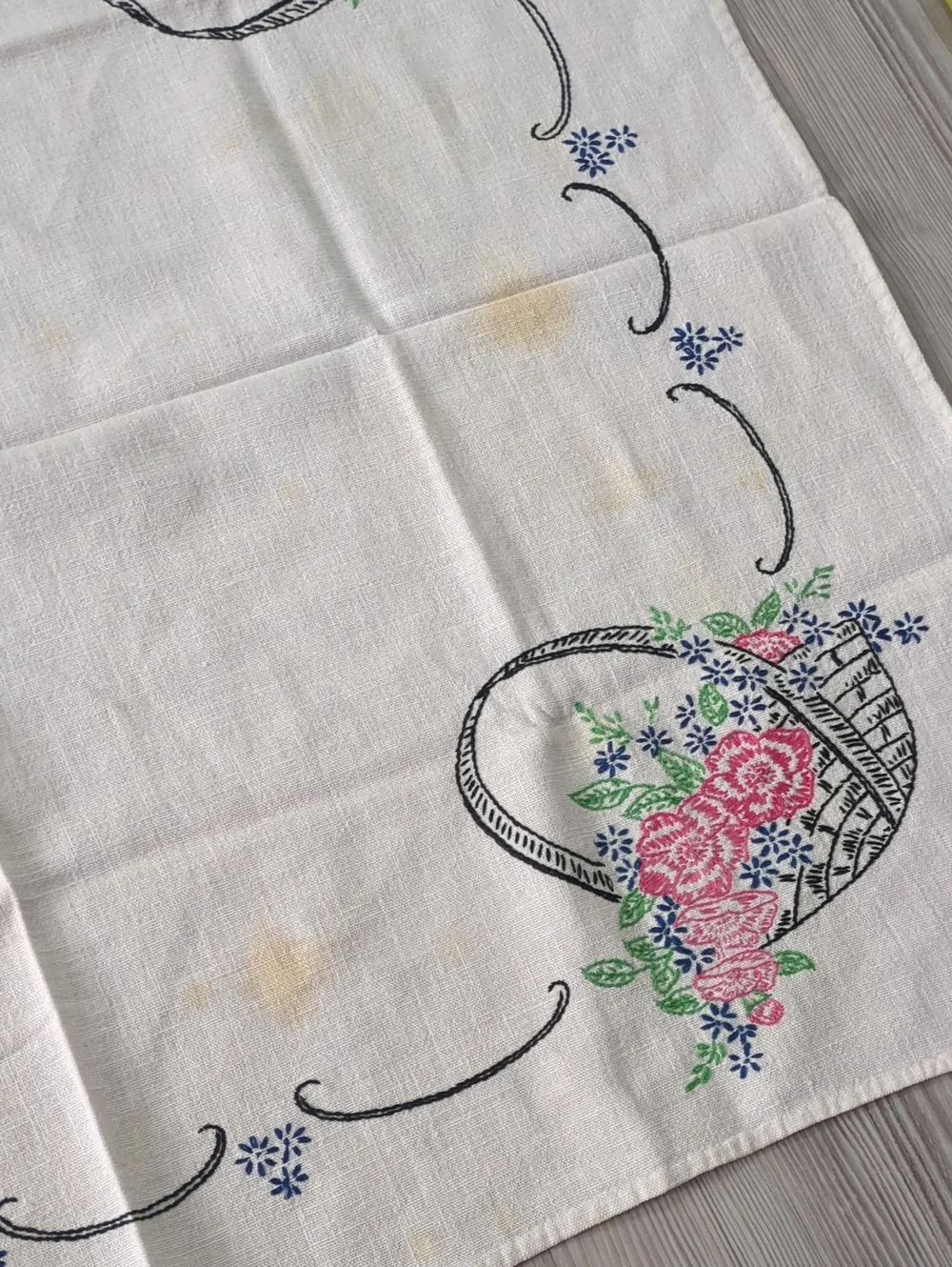 Vintage Embroidered Linens Lot Tablecloth Doilies Napkins Floral 10+ Pieces